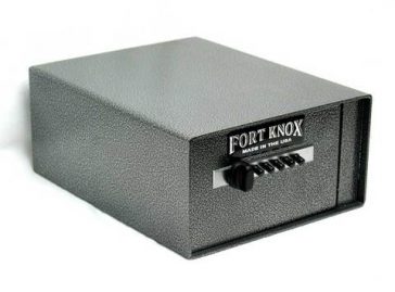 personal-pistol-box-fort-knox-364x269